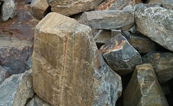 Products-RockPhosphate-MediumGrade01